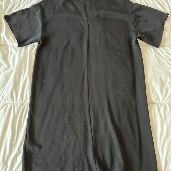 BLACK BABATON DRESS – V-NECK – SHORT SLEEVES - MEDIUM - Picture 3 of 5